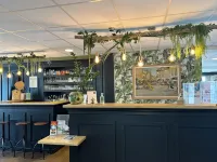 Shelder Hôtel - Cherbourg EN Cotentin - Equeurdreville Hotels in Equeurdreville-Hainneville