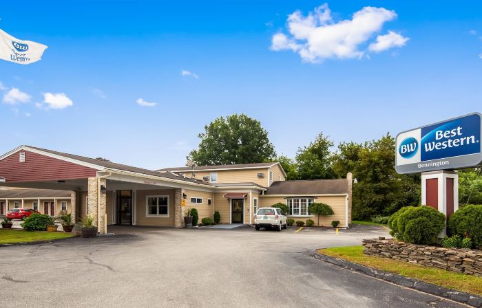 New Englander Inn Bennington