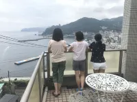 Atami Onsen Guest House Megumi - View biển