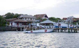 Seagrape Plantation Resort & Dive Center