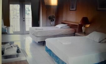 Adderley's Motel