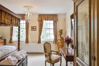 Saltcote Place