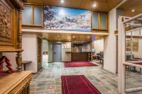 Arahova Inn Hotel