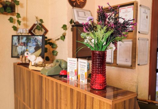 2. 시르바니 코나기..