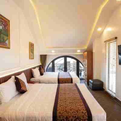La Fleur Premium Central Apartment Hotel Rooms