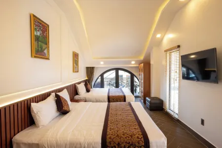 La Fleur Premium Central Apartment Hotel