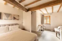 Antico Borgo Molino 7Cento Hotel di Cisterna di Latina