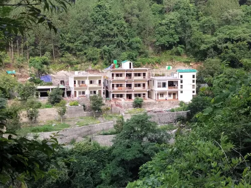 Maulyar Forest Resort Hotels in Uttarkashi
