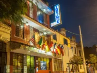 伊基克飯店 武器廣場附近的飯店
