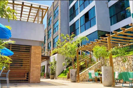 Vila de Taipa Exclusive Hotel Отели в г. Жапаратинга