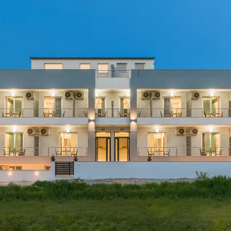 Sunshine Apartments
