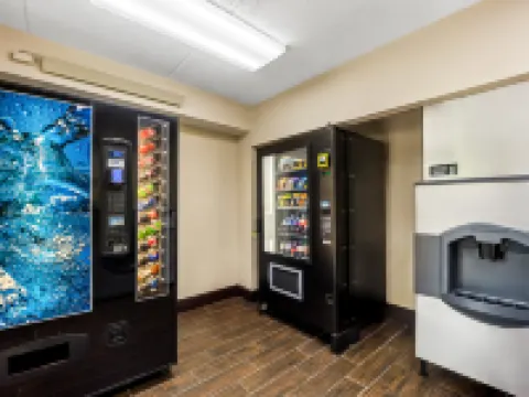 Red Roof Inn Chapel Hill - UNC Hotels in Triangle