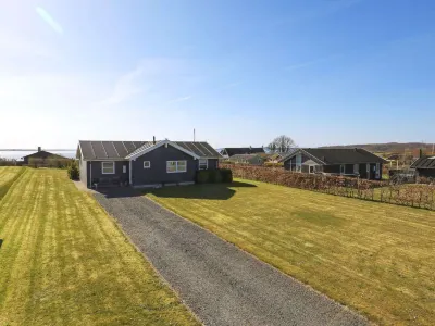Luxury Seaside Retreat in Nr. Lyngby-by Traum