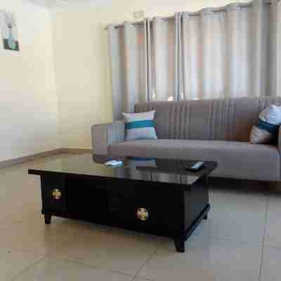 Kulu Lodge Apartments Others