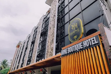 Shine Boutique Hotel Отели в г. Тагум Сити