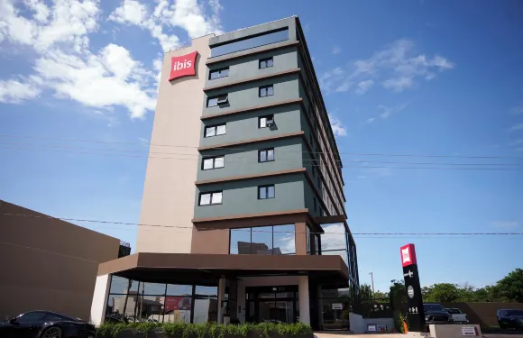 宜必思坦加拉達塞拉酒店