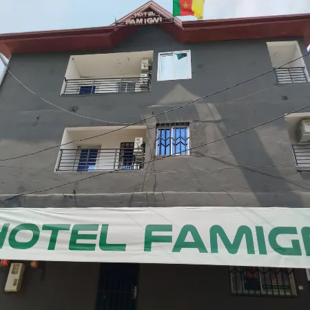 Hotel Famigni
