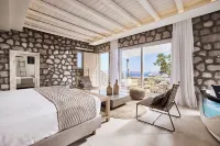 Nirome Luxury Suites - Apartments
