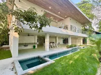 Esterillos Lote 6 Bedroom Home Hotel di Esterillos Oeste