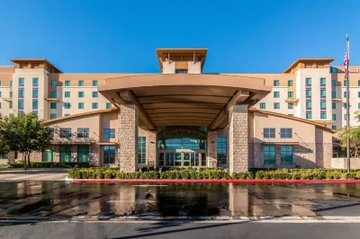 Embassy Suites by Hilton Palmdale Các khách sạn ở Palmdale