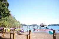Seagull Cove Resort - Beach