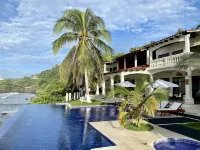 Vista Las Olas Resort - Kolam Renang