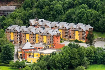 Résidence Lagrange Vacances le Domaine des 100 Lacs Hotels in Midi-Pyrenees