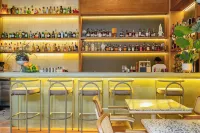 Landmark Hotel - bar