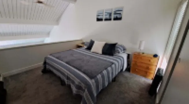 Charming 1-Bedroom Entire Condo Loft in Scenic Mountain Park