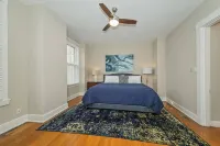 Classic Elegant 2 Bedroom 2 Bath near Eden Park