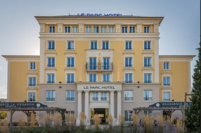 Le Parc Hôtel