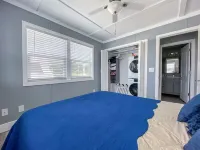 Peaceful! Inviting! Clean! Perfect! Heavenly floating getaway! Dock your boat!! 彭薩科拉住宿飯店