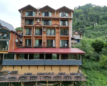 Yamacda Suit Otel Hotels in Camlihemsin