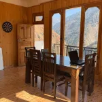 The Void - Tirthan Valley Hotels in Pekhri