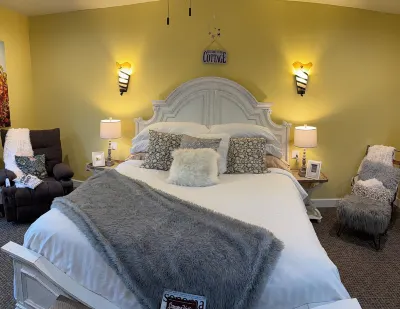 Glen Ellen Inn Secret Cottages Hotels in Glen Ellen