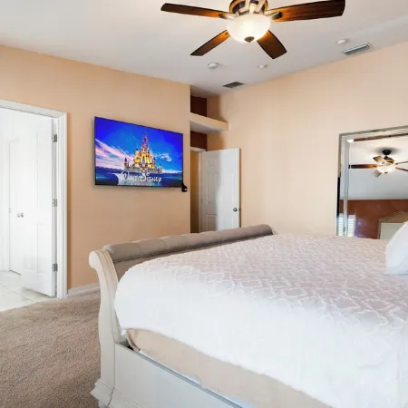 Gulf Coast Getaway! Close to the Shore!