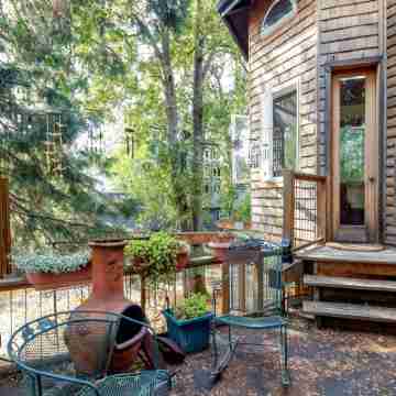 Aloft Apartment - Above It All (Not in a Box Hotel Exterior