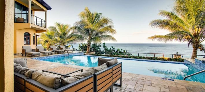 Breathtaking Oceanfront Luxe Villa in Tower Isle Jacuzzi Pool Fully Staffed Hotels in Tower Isle
