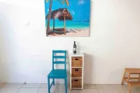 Enjoy beachside vibes at beautiful Henley Beach! Hotels in Henley Beach