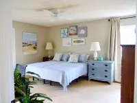 Charming 2-bdrm home in Sunset Beach, walking distance to the Sunset Beach Cir