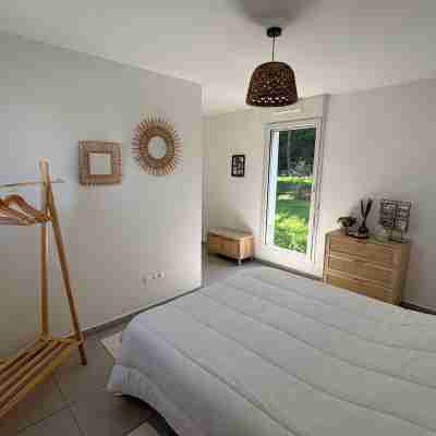 Shell and pre-salt house Rooms