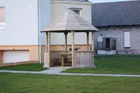 Fantasticamente Grande Casa de Luxo - até 600m², Jacuzzi, Sauna Hotel a 