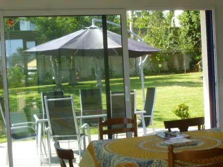 1930s house by the sea for 6 or more people