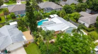 Bright Sunshiney Stay… Private Pool Paradise
