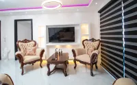 HERMOSO PENTHOUSE EN RESIDENCIAL LAS CAYENAS