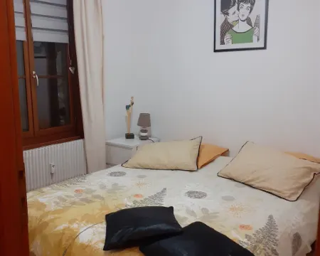 Apartment with parking in the medieval city, 100 m from the quay, shops. 索姆河畔聖瓦萊里酒店