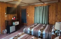 Big Sky Motel Hotels in Teton County