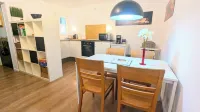 Family friendly apartment with free parking