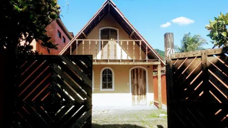Cozy chalet on Maresias beach