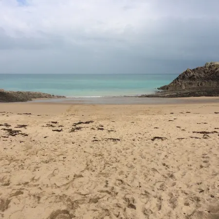 Fisherman's cottage , parking possible, 80 m from the sea, garden, 5 per, wifi